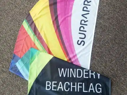 Beach Flag Oriflamme Impression sur drapeaux tissu imprimé pour événements sportifs, concerts, commande et remplacement d'un nouveau drapeau