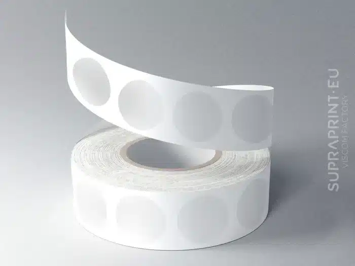 Étiquettes vierges transparentes en rouleau Étiquettes vierges transparentes en rouleau